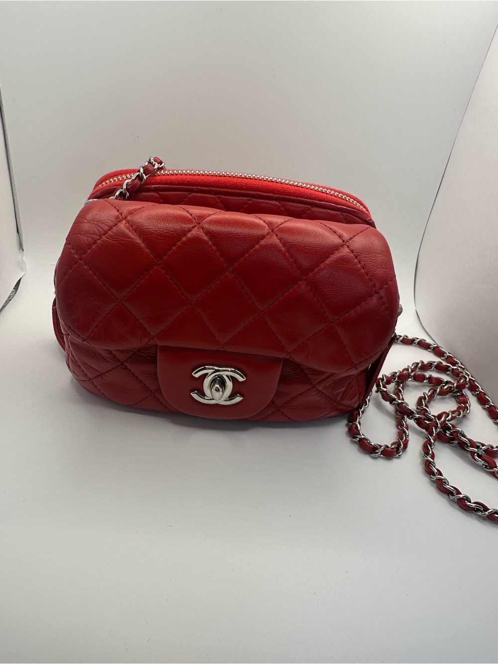 CHANEL Red Quilted Lambskin Crossbody Bag with Chain Strap